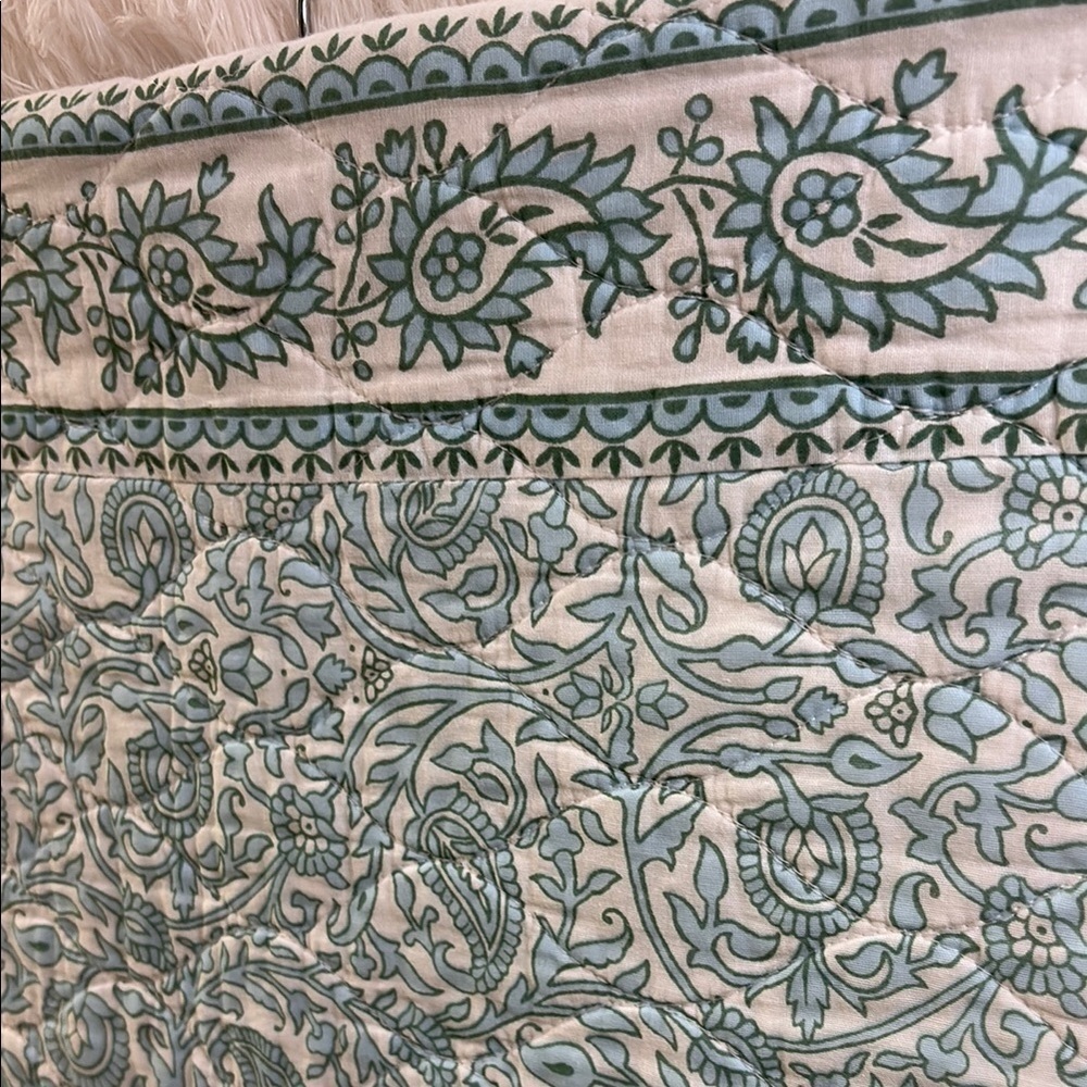 Elegant Floral Pattern Pillow Cover King set of two